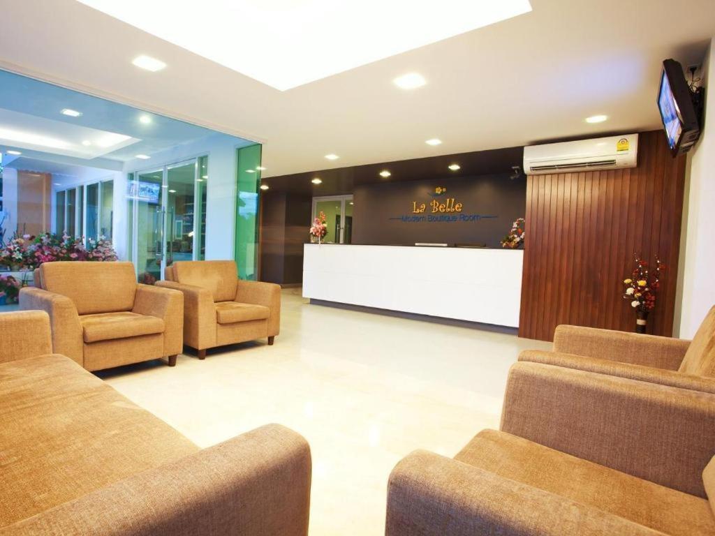 Hotel La Belle à Chiang Rai Extérieur photo