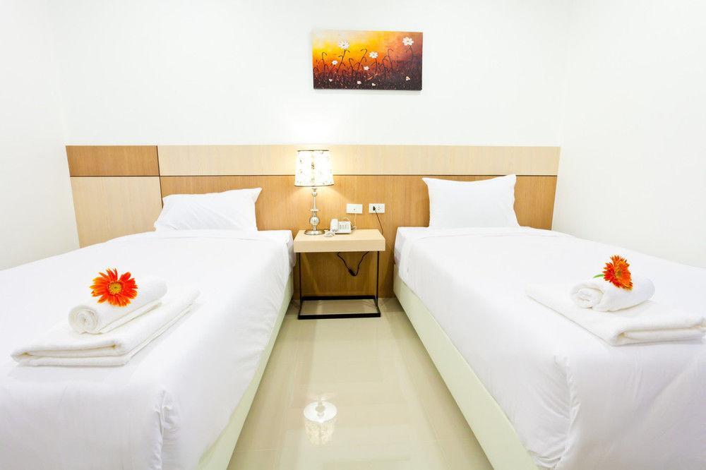 Hotel La Belle à Chiang Rai Extérieur photo