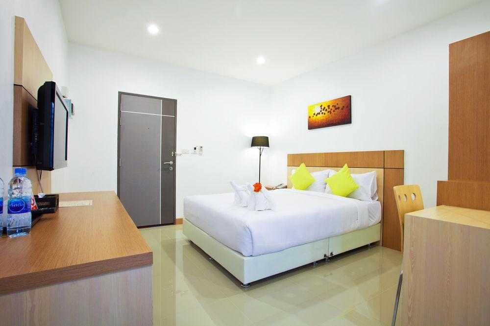 Hotel La Belle à Chiang Rai Extérieur photo